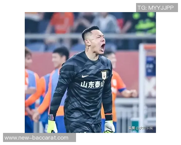 王大雷从杭州中超赛场直奔宁波现场观战WTA单打决赛精彩瞬间不容错过 王大雷从杭州中超赛场直奔宁波现场观战WTA单打决赛精彩瞬间不容错过