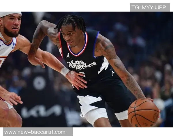 海兰德五投全失得分为零但贡献六篮板七助攻一盖帽表现不俗