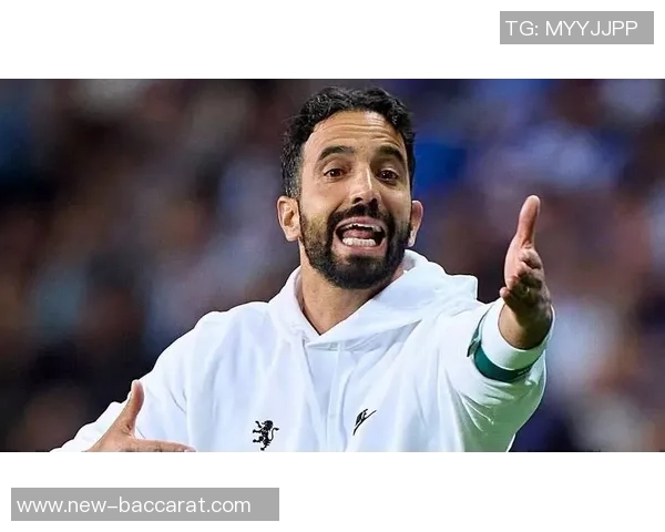 曼联夏季或将迎新帅选择有限需谨慎决策