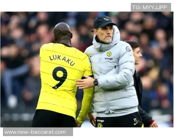 曼联遭遇连败困境曼城强势反弹蓝军红军接连失利